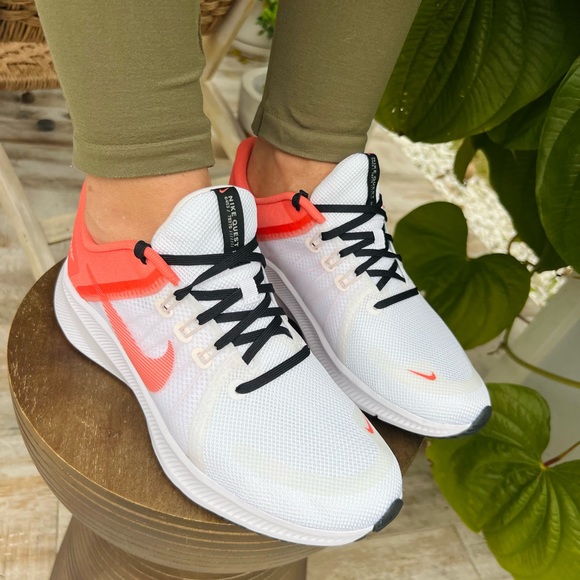 🤍🧡Nike Quest Running 🧡🤍New 💖Size 8.5 - Picture 9 of 9
